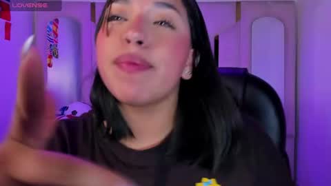 isabellrodriguez18 online show from 06/25/26, 04:01