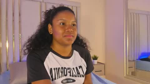 Isabellsmmith online show from 10/15/25, 01:11