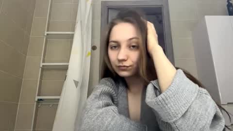 Snapshot of isabelvonseeger chatting on 04/17/26, 01:36 I am Maxine ntmu online show from 04/17/26, 01:36