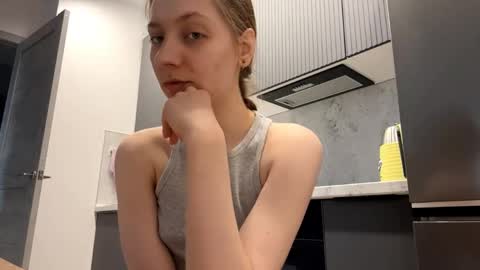 Snapshot of isabelvonseeger chatting on 04/28/26, 01:49 I am Maxine ntmu online show from 04/28/26, 01:49