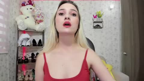 ISABELLA online show from 03/10/26, 08:14