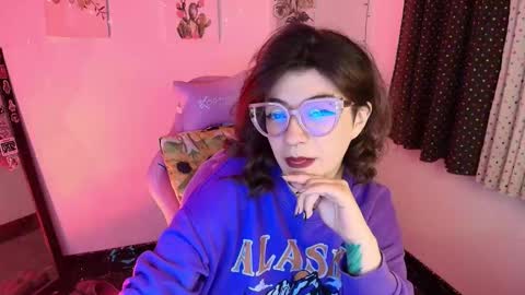 Snapshot of isaferrer06 chatting on 11/08/25, 05:29 Isabella Ferrer online show from 11/08/25, 05:29