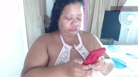 Snapshot of isahot_latin_doll chatting on 05/13/26, 12:30 isa online show from 05/13/26, 12:30