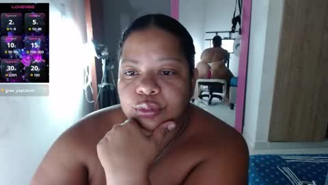 Snapshot of isahot_latin_doll chatting on 06/05/26, 12:28 isa online show from 06/05/26, 12:28