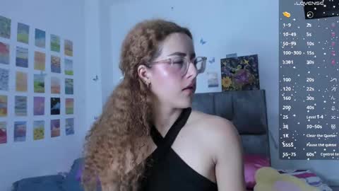 Snapshot of isangel_ chatting on 02/26/25, 02:26 Isabela online show from 02/26/25, 02:26