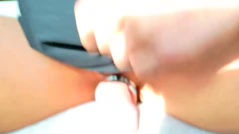 isanin online show from 12/18/25, 11:38