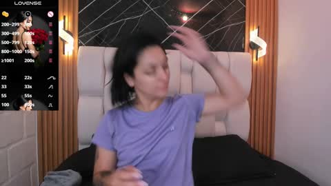 isabel  online show from 09/27/25, 11:48