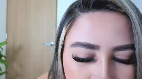 isasexyxxx1 online show from 05/07/26, 01:33
