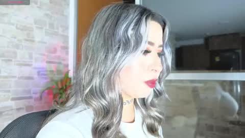 isasexyxxx1 online show from 05/25/26, 05:24