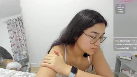 Isa Suarez online show from 04/15/26, 08:09