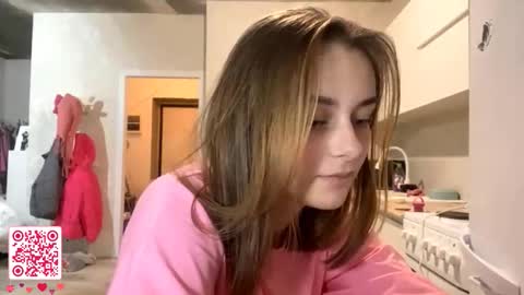 Issa online show from 11/26/25, 08:32