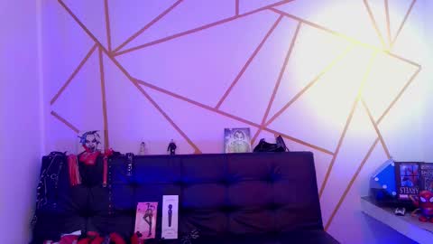 Snapshot of ise_lunny chatting on 10/02/25, 12:28 isabela online show from 10/02/25, 12:28