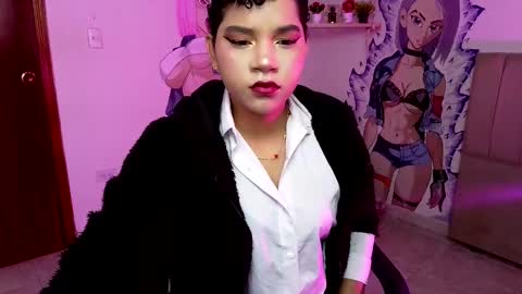 isabela online show from 11/17/25, 04:18