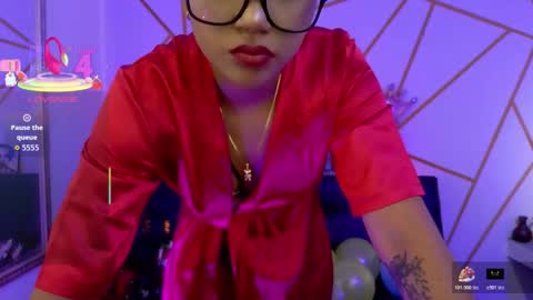 isabela online show from 11/20/25, 02:01