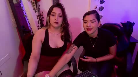isabela online show from 11/21/25, 04:33