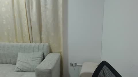 Emma online show from 04/21/26, 03:13