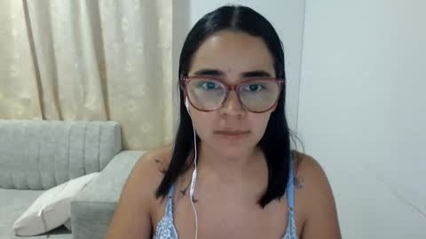 Emma online show from 06/05/26, 02:29