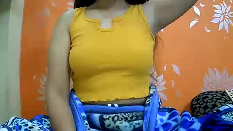 Snapshot of ishika_singh_ chatting on 01/16/25, 02:41 ishika_singh_ online show from 01/16/25, 02:41