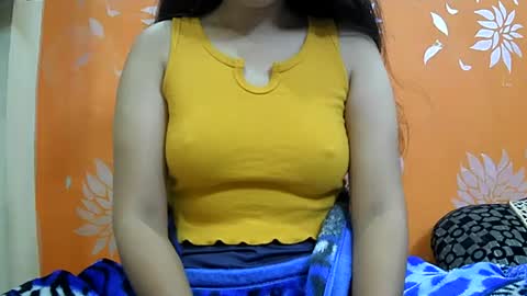Snapshot of ishika_singh_ chatting on 01/19/25, 02:36 ishika_singh_ online show from 01/19/25, 02:36
