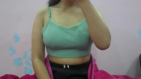 ishika_singh_ online show from 01/19/26, 02:26