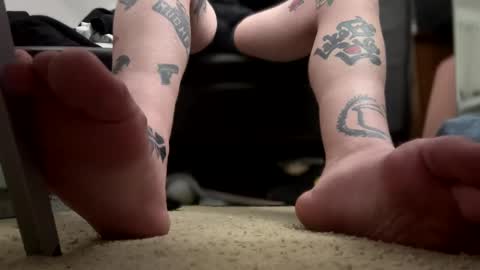 Snapshot of ishouldntbeonhereagain chatting on 01/04/25, 11:48 Daddy Master Master Daddy online show from 01/04/25, 11:48