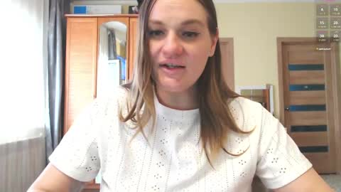Snapshot of isingle_mom chatting on 05/05/26, 09:50 isingle_mom online show from 05/05/26, 09:50