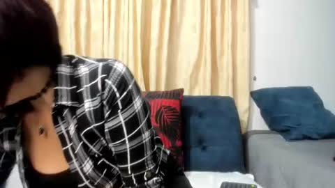 Snapshot of isisblakee chatting on 07/30/26, 07:02 Isis online show from 07/30/26, 07:02