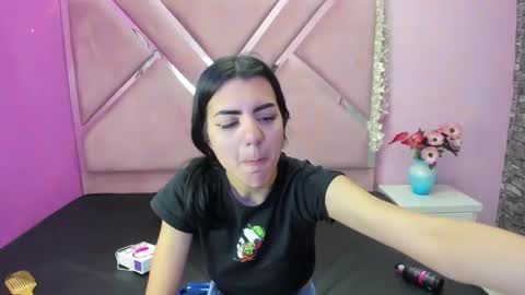 isisrousexx online show from 02/16/25, 02:42