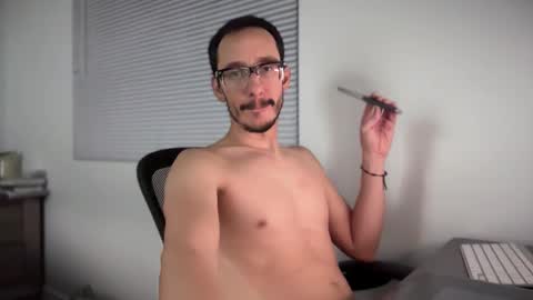 Snapshot of isjustd chatting on 12/20/25, 03:13 isjustd online show from 12/20/25, 03:13