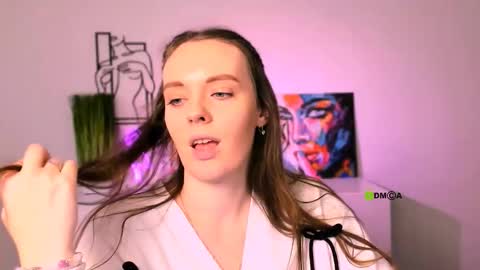 isla_dior online show from 11/26/25, 07:31