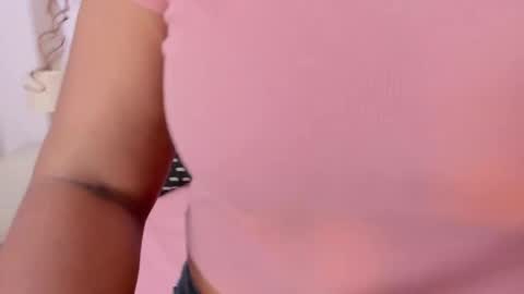 Vanessa online show from 09/15/25, 11:21