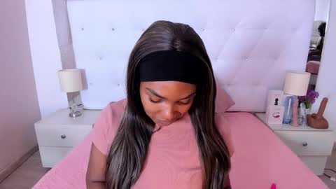 Vanessa online show from 11/13/25, 11:20