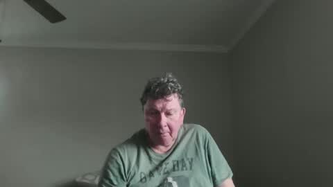 island625103 online show from 01/05/26, 06:44