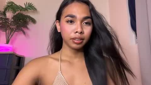 Snapshot of island_girlxxx chatting on 07/07/26, 10:30 Alona online show from 07/07/26, 10:30