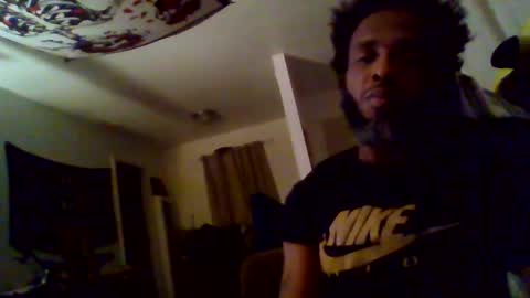 Snapshot of islandmaker chatting on 03/12/26, 01:56 islandmaker online show from 03/12/26, 01:56