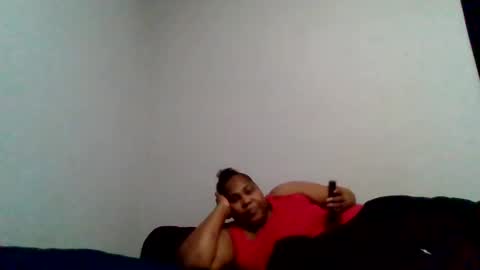 Snapshot of islandmaker chatting on 06/09/26, 04:57 islandmaker online show from 06/09/26, 04:57