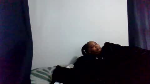 Snapshot of islandmaker chatting on 06/11/26, 03:54 islandmaker online show from 06/11/26, 03:54