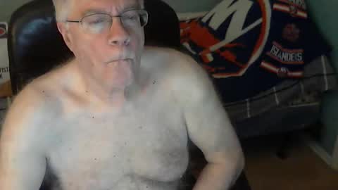 islesman22 online show from 04/08/26, 09:09