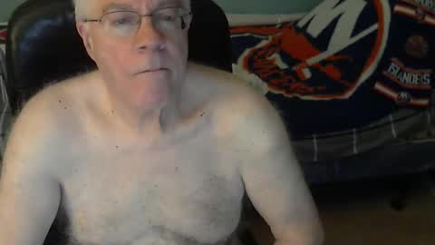 islesman22 online show from 04/10/26, 09:36