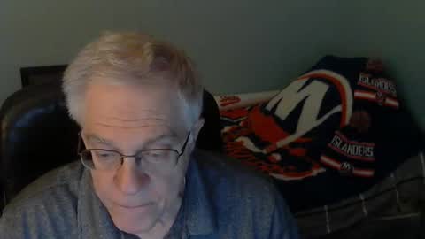 islesman22 online show from 04/18/26, 01:09
