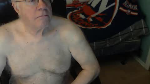 Snapshot of islesman22 chatting on 05/05/26, 09:17 islesman22 online show from 05/05/26, 09:17