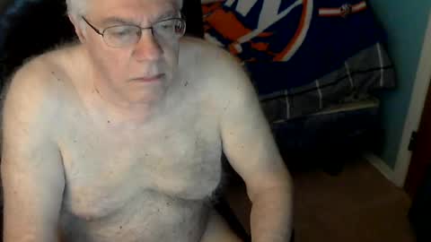 Snapshot of islesman22 chatting on 06/16/26, 09:34 islesman22 online show from 06/16/26, 09:34