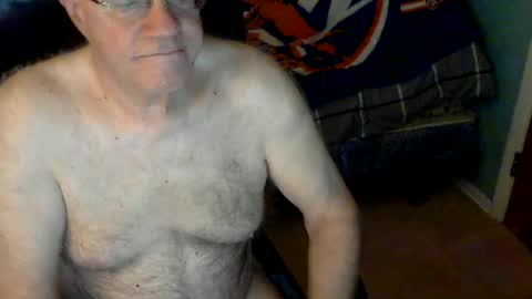 Snapshot of islesman22 chatting on 07/11/26, 09:34 islesman22 online show from 07/11/26, 09:34