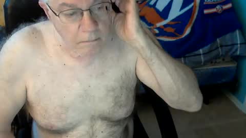 Snapshot of islesman22 chatting on 07/12/26, 11:34 islesman22 online show from 07/12/26, 11:34