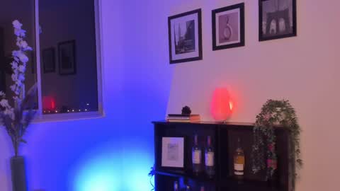 Snapshot of isnotforeveryone chatting on 02/23/25, 02:51 Julyane online show from 02/23/25, 02:51