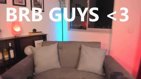 Snapshot of isnotforeveryone chatting on 03/09/25, 02:50 Julyane online show from 03/09/25, 02:50