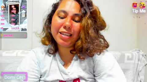 Snapshot of isobel_adams20 chatting on 02/23/25, 10:53 Isobel Adams online show from 02/23/25, 10:53
