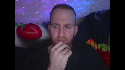 Tall Jewish Ginger DOM online show from 12/10/24, 12:17