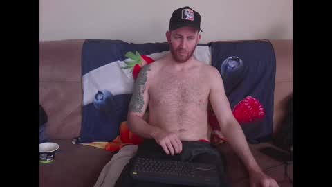 Tall Jewish Ginger DOM online show from 12/21/24, 11:11