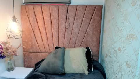 ISSA MILF online show from 11/24/25, 01:00